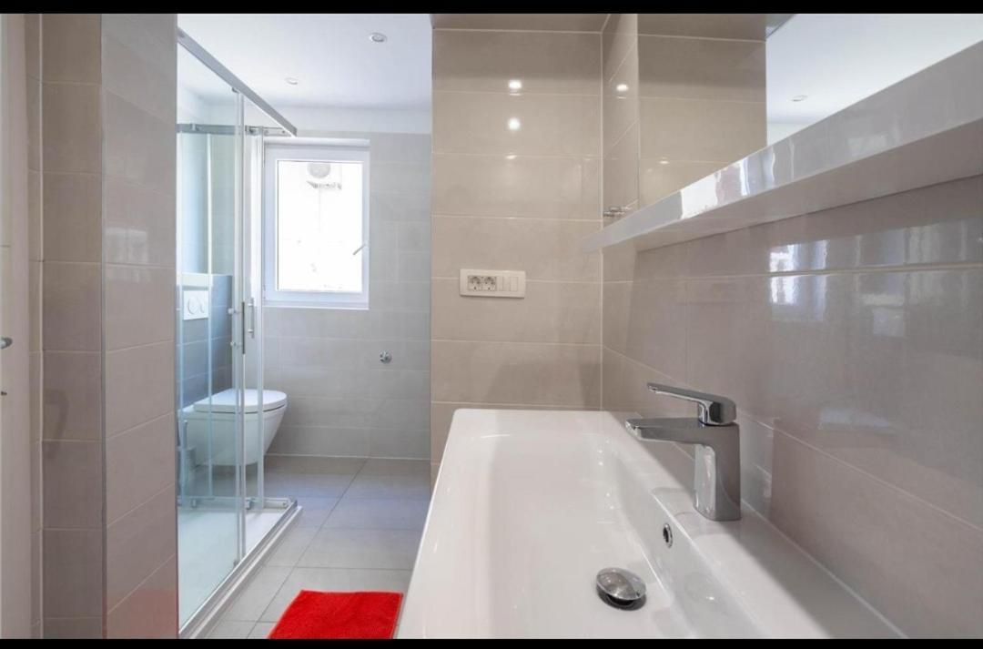 Apartment Nina Podstrana Kültér fotó